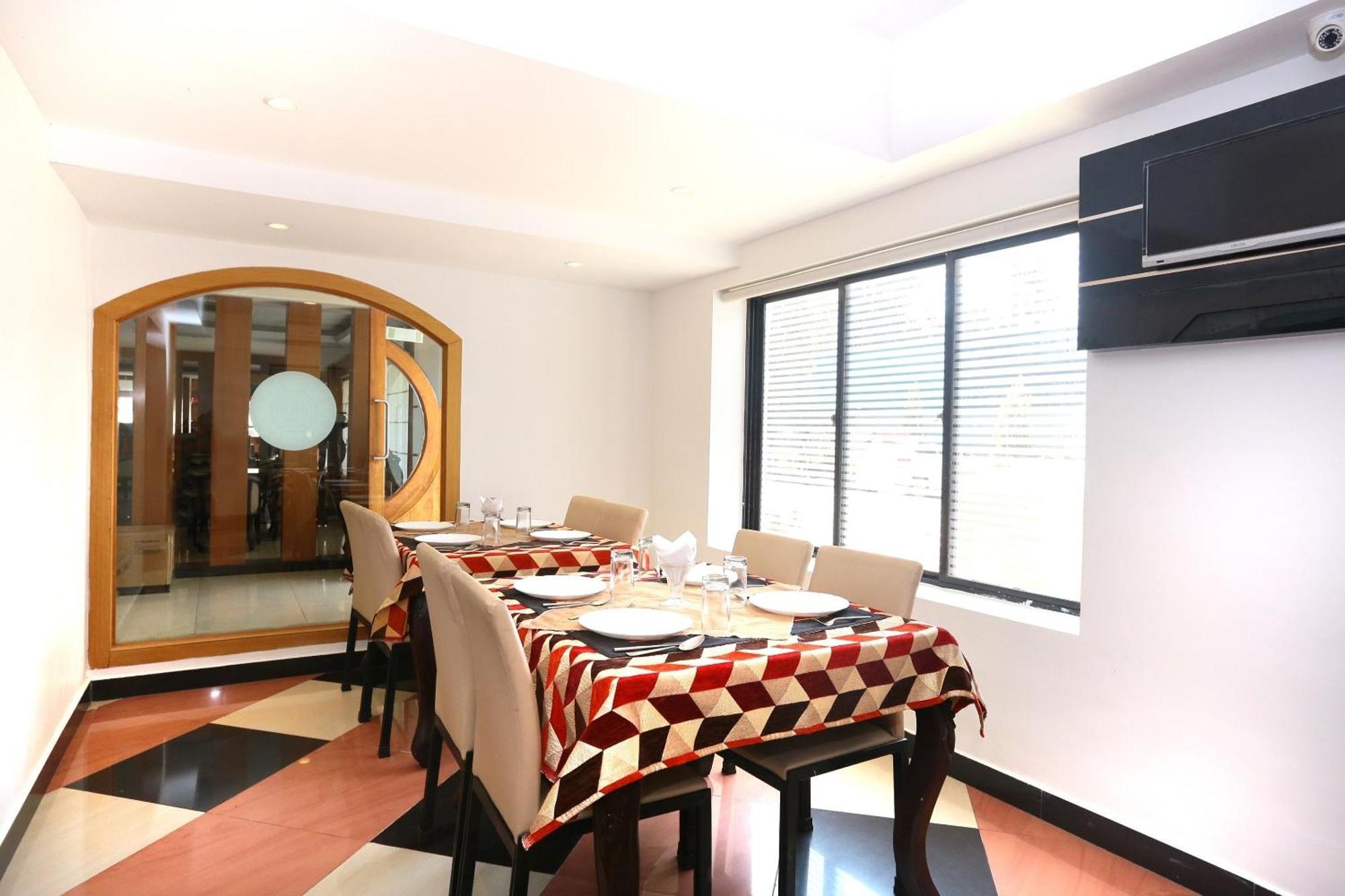 Hotel Super Townhouse Dona Castle Kollam Exteriér fotografie