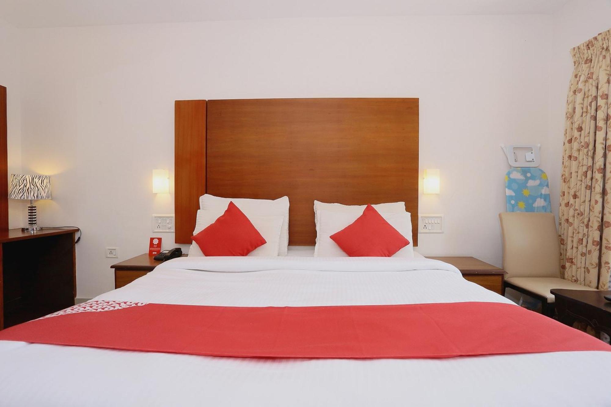 Hotel Super Townhouse Dona Castle Kollam Exteriér fotografie