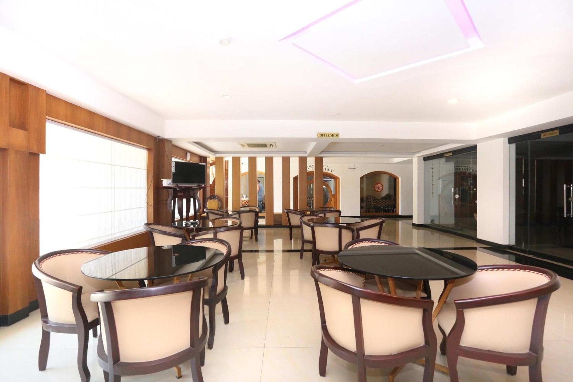Hotel Super Townhouse Dona Castle Kollam Exteriér fotografie