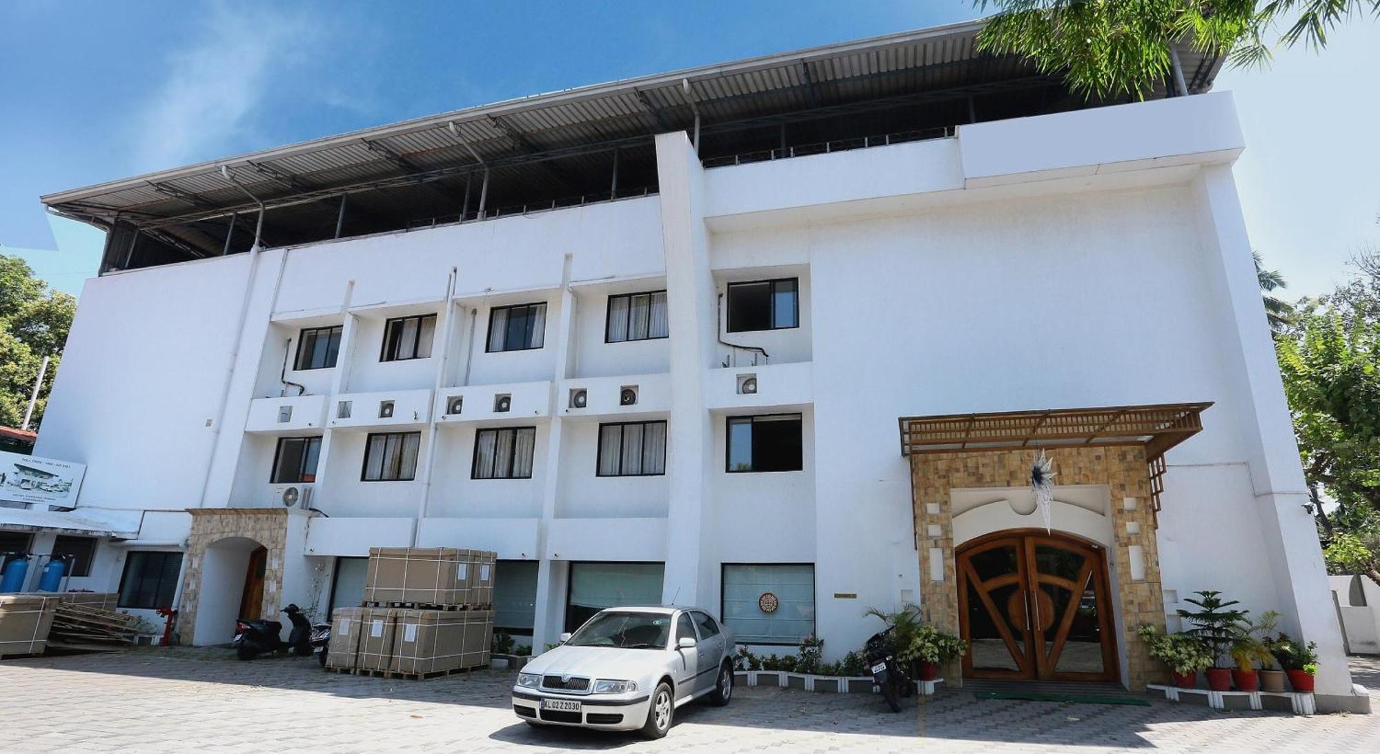 Hotel Super Townhouse Dona Castle Kollam Exteriér fotografie